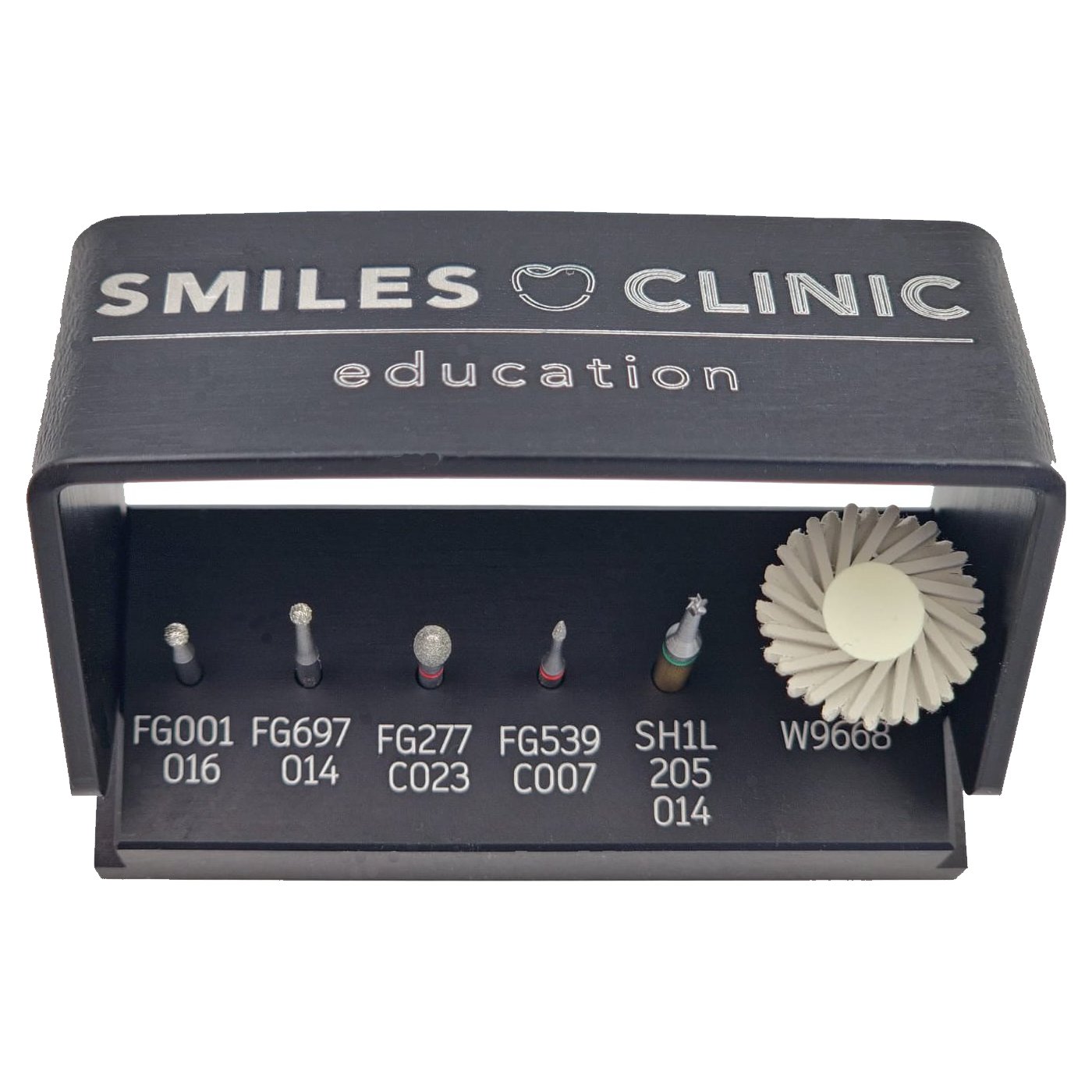 The_Frame_-_Smiles_Clinic_Education_-_lek._dent._Agata_Kotowska-Jamny